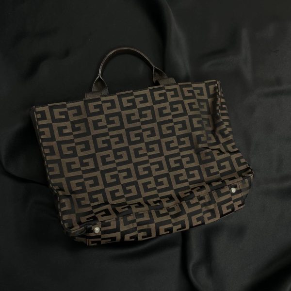 Сумка Givenchy Monogram