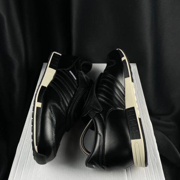 Кроссовки Adidas Micropacer