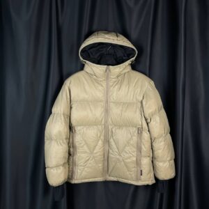 Пуховик GU x Undercover