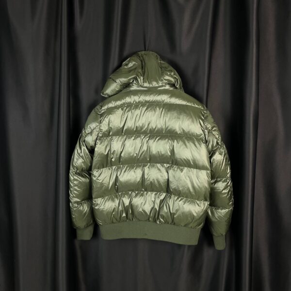 Пуховик Armani Exchange Icon Period