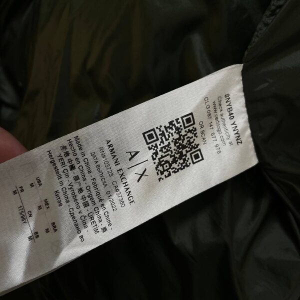 Пуховик Armani Exchange Icon Period