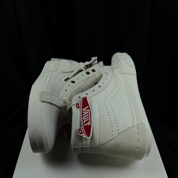 IMG_4729 Кроссовки END. x Mastermind Japan x Vans Sk8-Hi White 