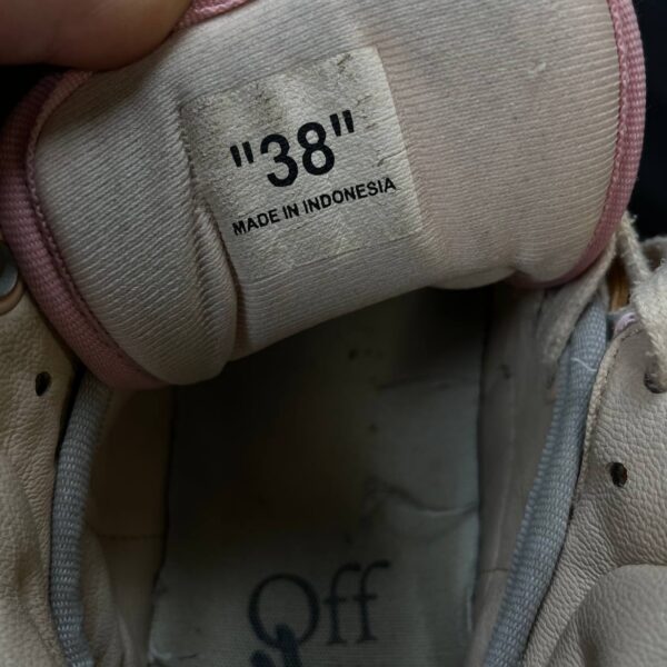 Кроссовки Off-White Women's 3.0 Low Floating Arrow