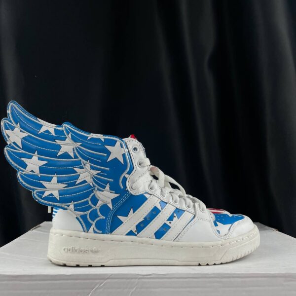 Кроссовки Adidas Jeremy Scott Wings 2.0 “Stars and Stripes”