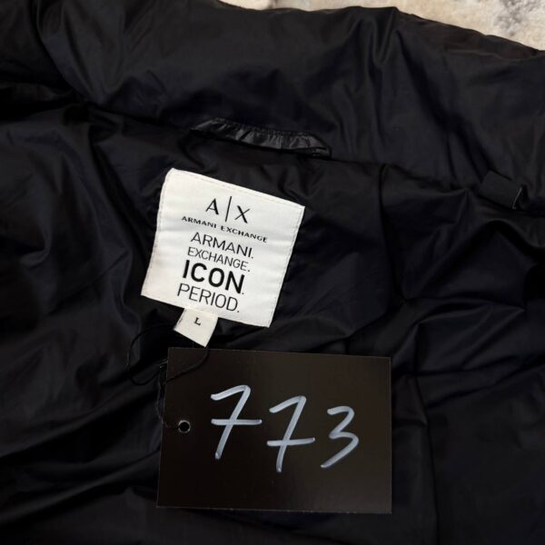 Пуховик Armani Exchange Icon Period