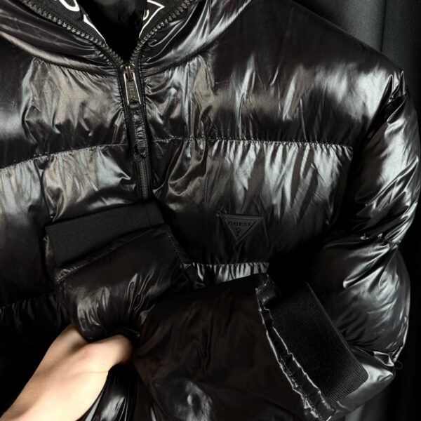 Пуховик Guess Shiny Glossy