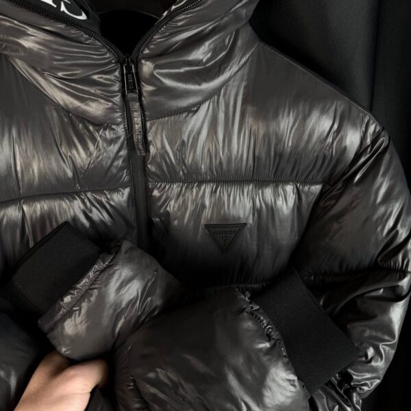 Пуховик Guess Shiny Glossy