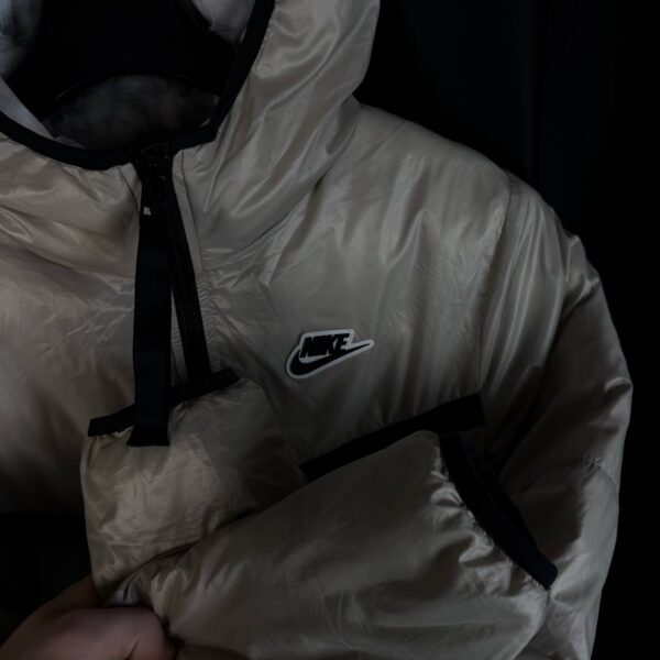Пуховик Nike Sportswear Synthetic-Fill Windrunner "Stone White"